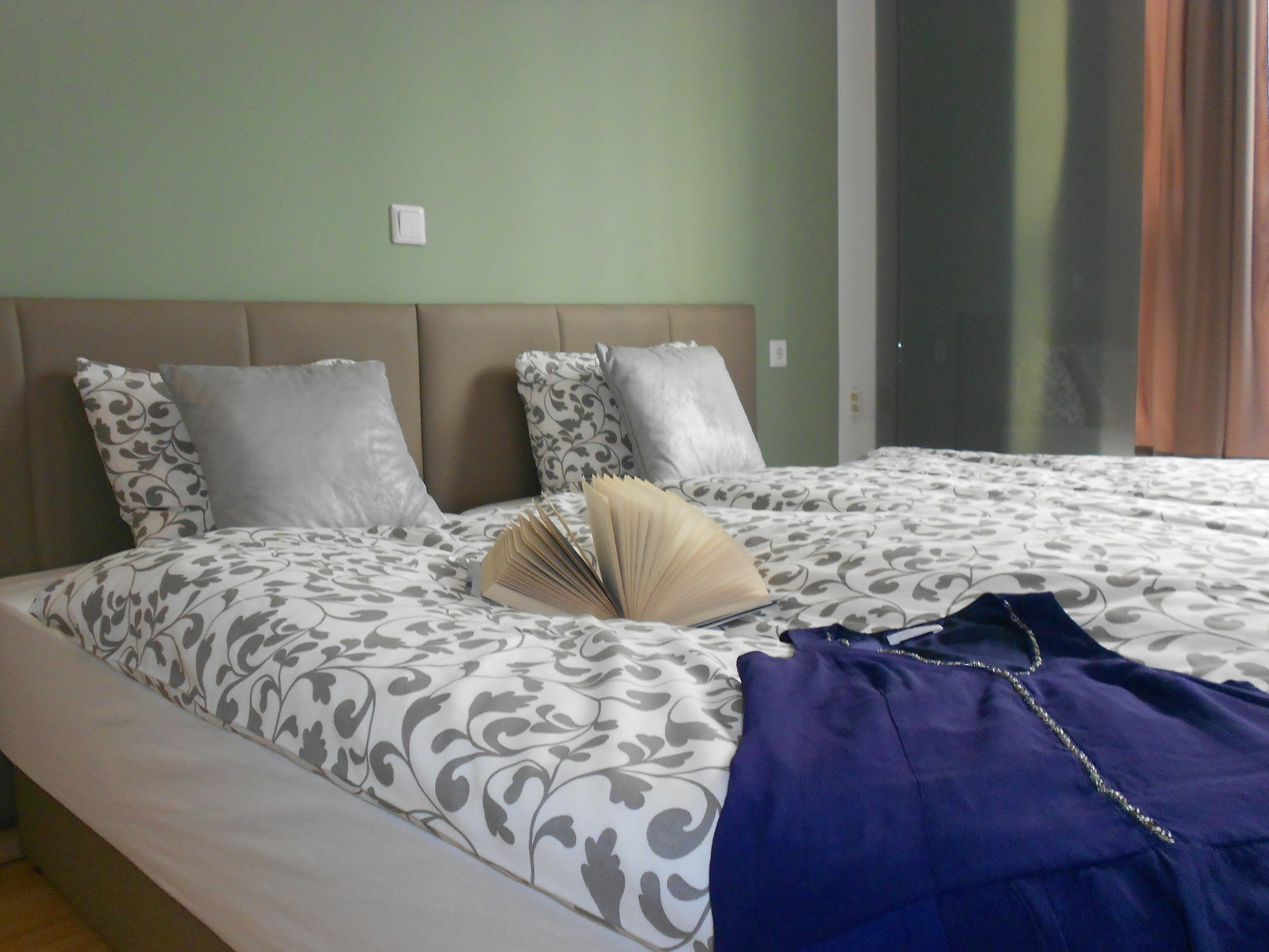 Dan In'n Out Guest house 3*